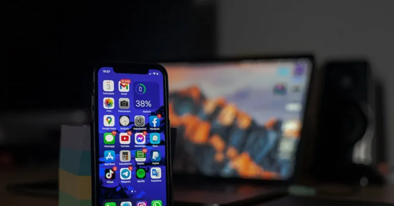 découvrez nos mobile homes confortables et modernes, idéals pour des vacances en toute liberté et convivialité.