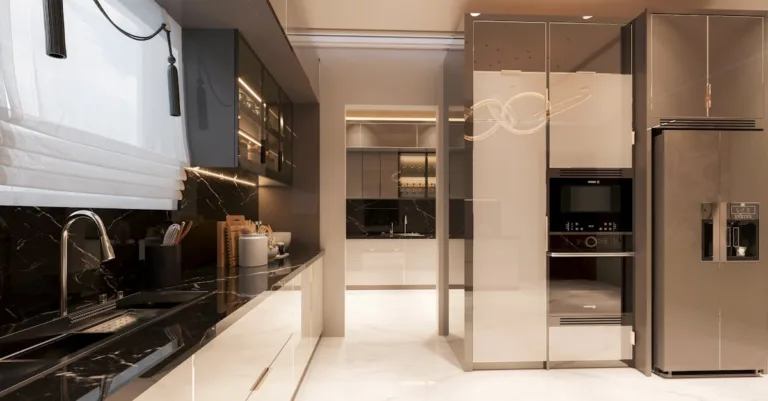 découvrez un designer de cuisine expert pour créer votre espace culinaire sur mesure, alliant style, fonctionnalité et innovation.