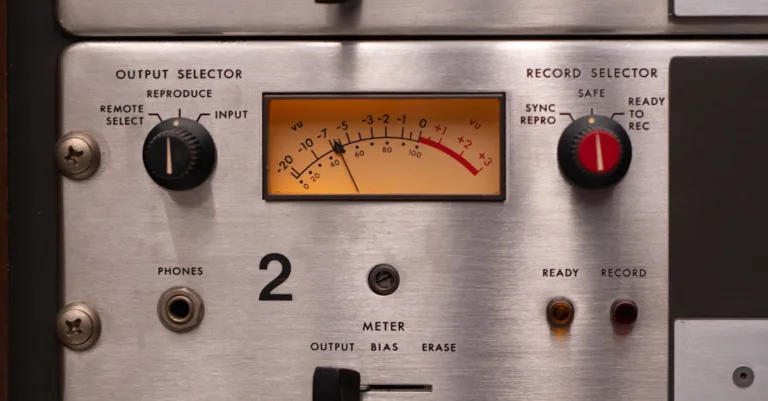 découvrez notre gamme de sonomètres précis pour mesurer le niveau sonore avec efficacité. idéal pour les professionnels et particuliers soucieux de l’environnement sonore.