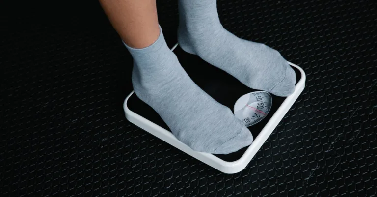 convertisseur de poids précis et rapide pour transformer facilement des unités de mesure courantes.