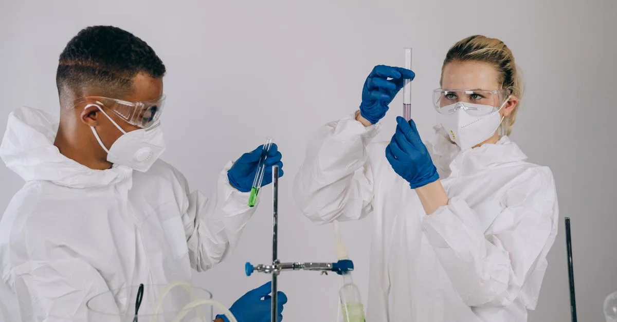 découvrez les consignes de sécurité essentielles pour manipuler l'acide chlorhydrique en toute sécurité et éviter les risques liés à son utilisation.